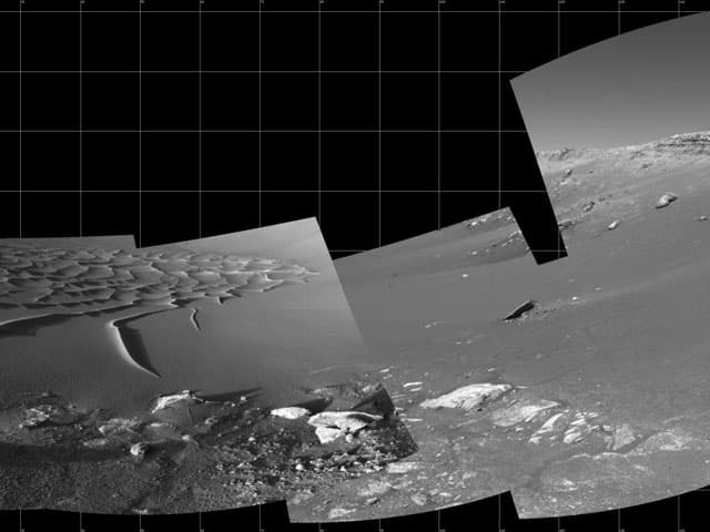 Mosaic of Endurance Crater on Mars