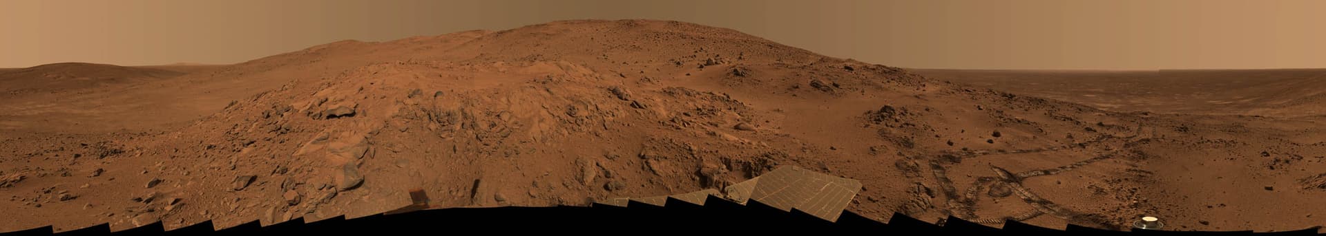 A Panorama of Mars from Larry's Lookout