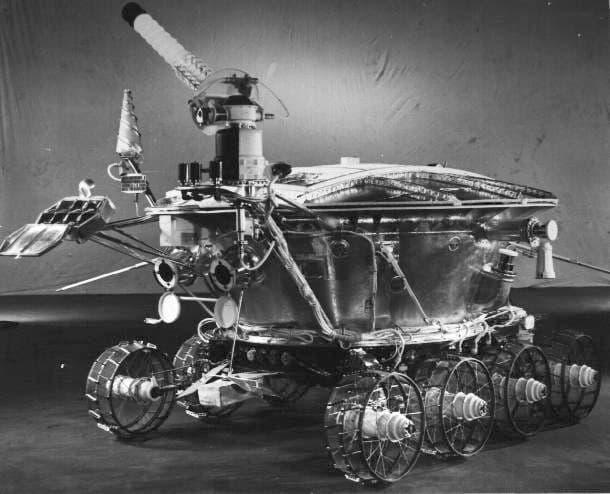 Lunokhod: Moon Robot
