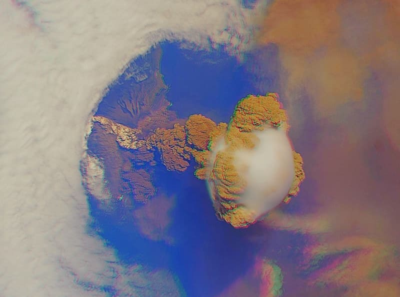 Sarychev Peak Volcano in Stereo
