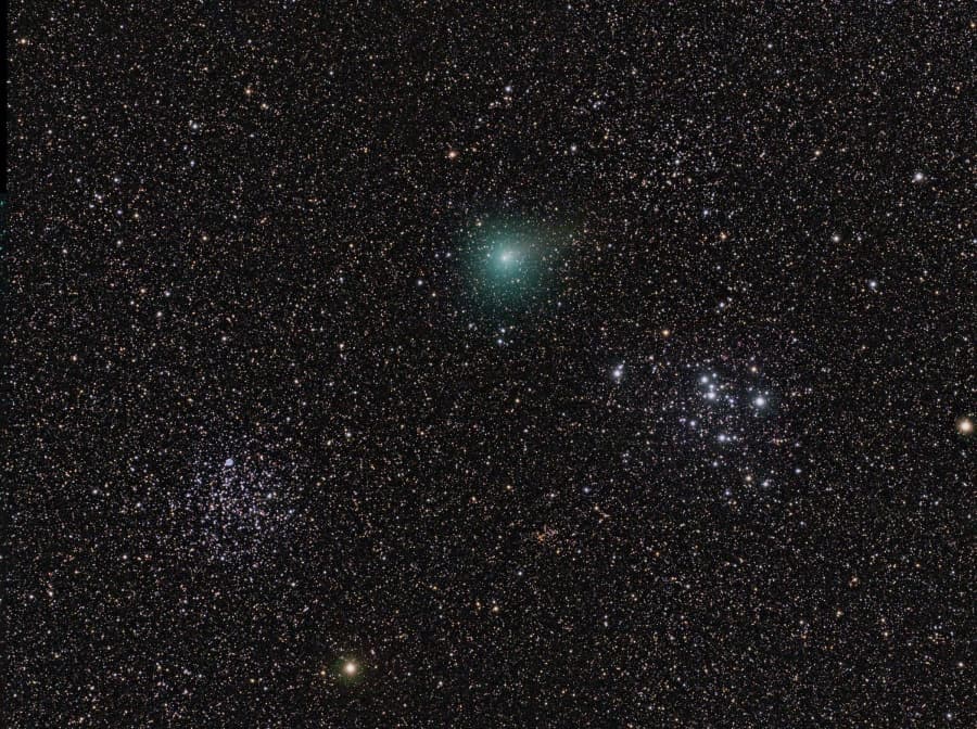 Hartley 2 Star Cluster Tour