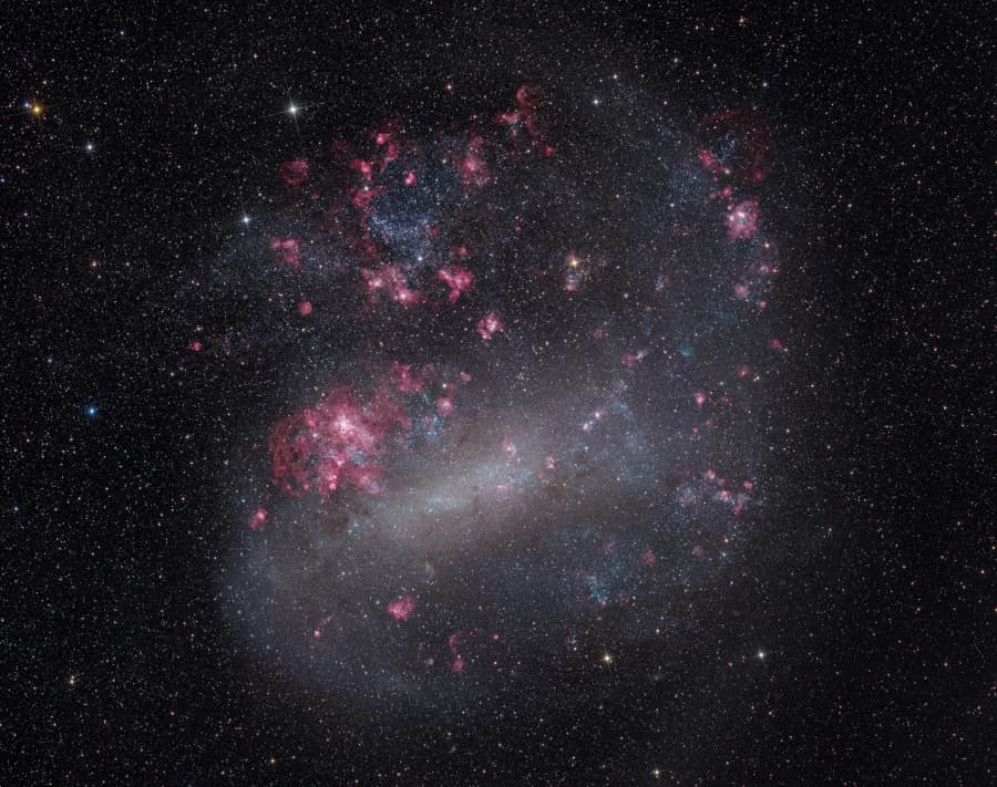 Hydrogen in the LMC