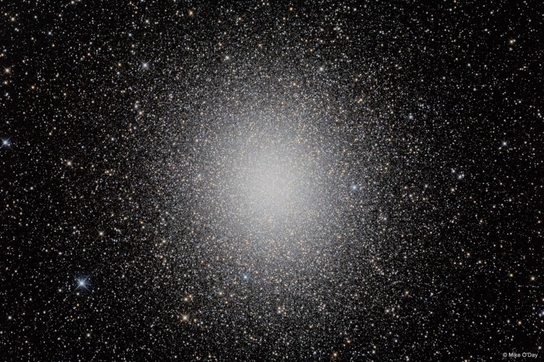 Star Cluster Omega Centauri in HDR