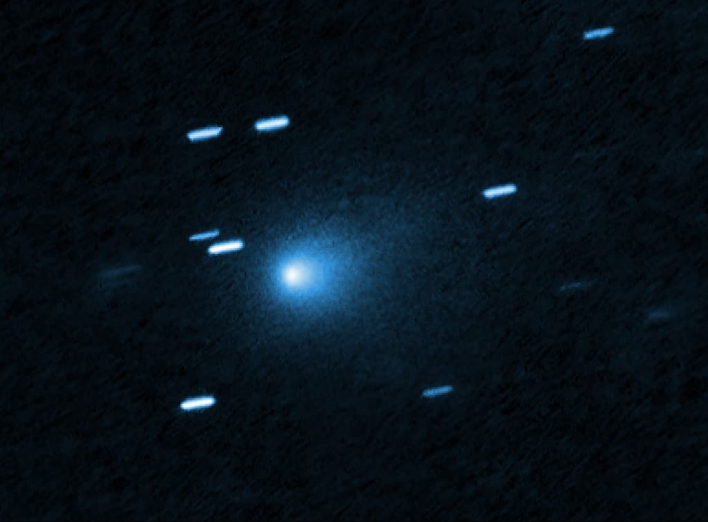 Interstellar Interloper 3I/ATLAS from Hubble