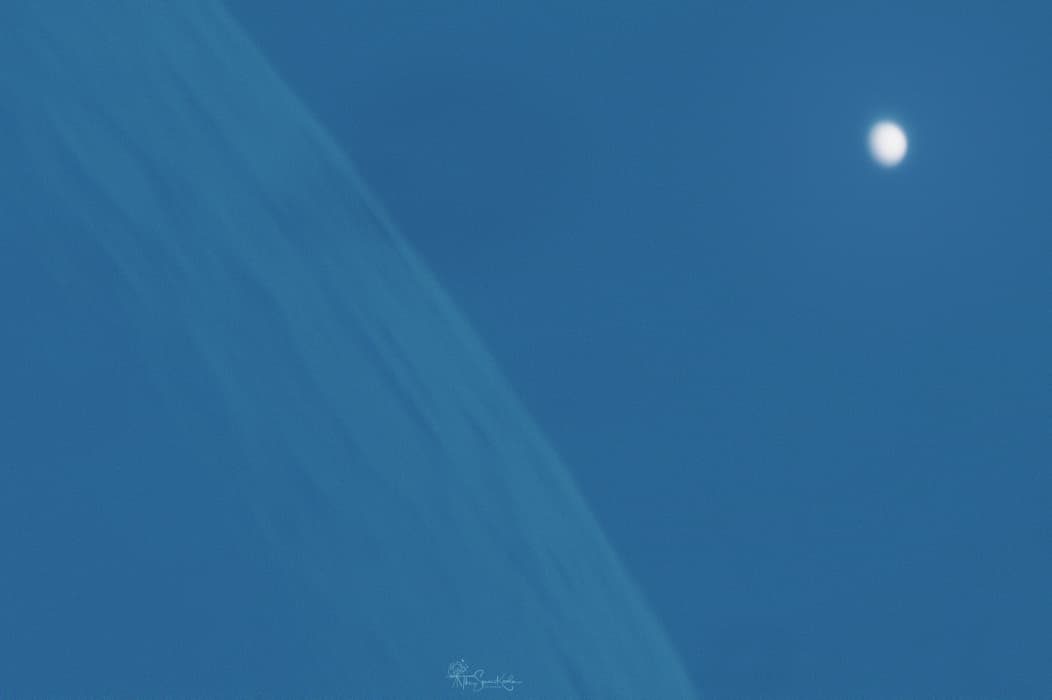 Gibbous vs Crescent