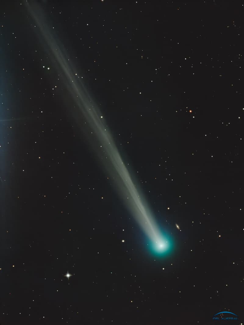 Comet C/2025 R2 (SWAN)