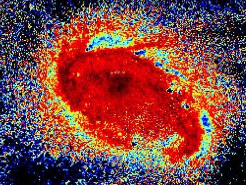 Comet-like Clouds in the Cartwheel Galaxy
Credit: