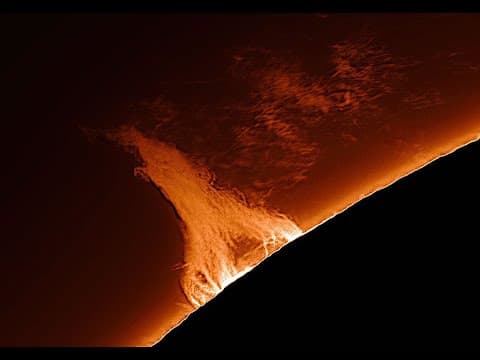 Eiffel Tower Prominence on the Sun