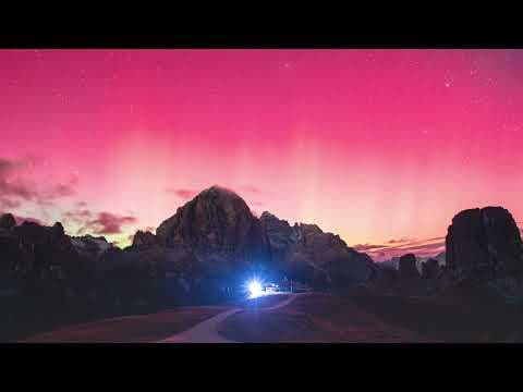 Aurora Timelapse Over Italian Alps